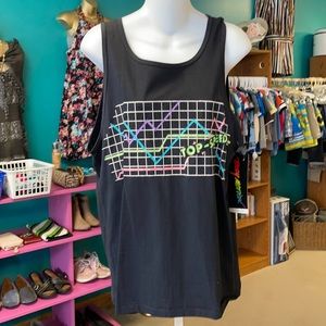 body motion medium scoop hneck black